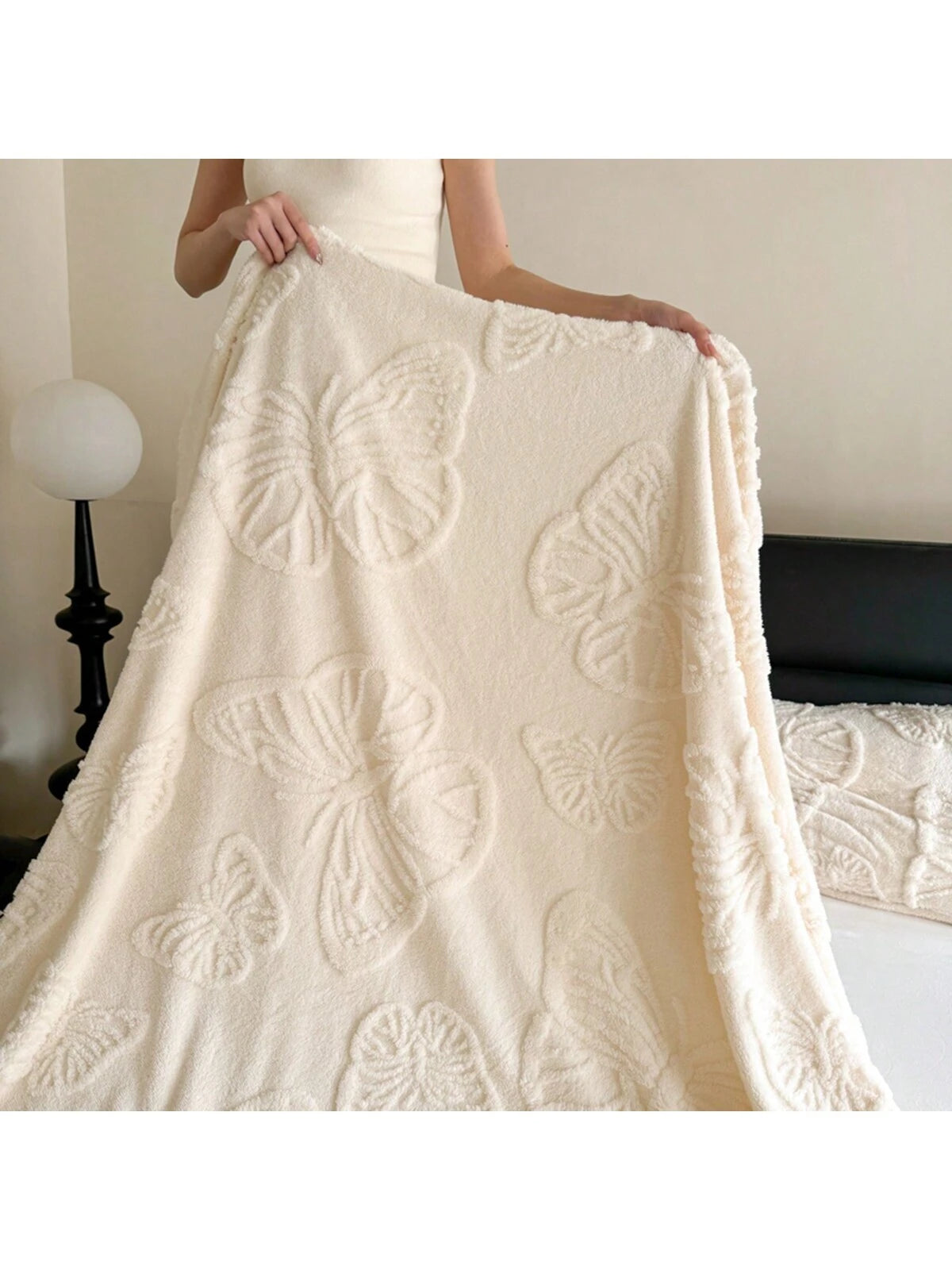 1Pc Super Soft Taffeta Jacquard Solid Color Blanket, Modern Raised Pattern Solid Color Plush Throw Blanket Gift, Suitable for Living Room, Sofa, Bedroom, Machine Washable