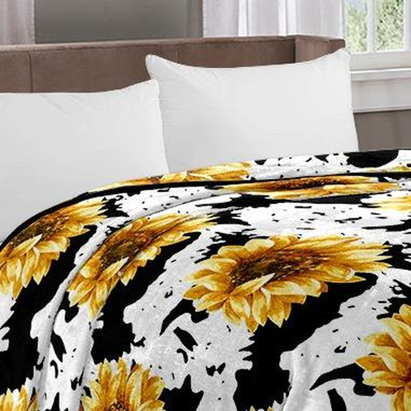 Oversized Super Plush Sunflower Cow Print Flannel Blanket