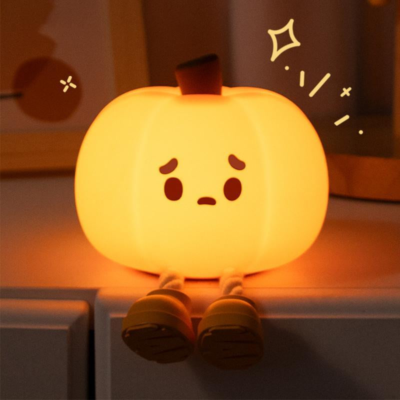 Pumpkin Shaped Night Light, Pumpkin Silicone Patting Small Night, Cute Pumpkin LED Night Light, Charging Decorative Bedside Light for Home Bedroom Living Room