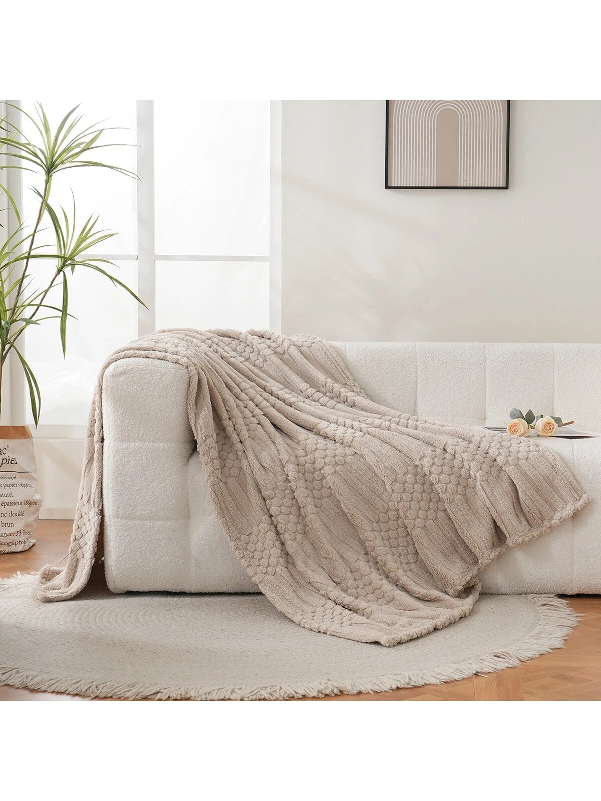 Throw Blanket for Couch-Soft White Boho Bed Throw Blanket,Fleece Cozy Blanket for Autumn,Cute White Fluffy Lightweight Blankets&Throws for Sofa,Chair,Home Decor,Woman,Man