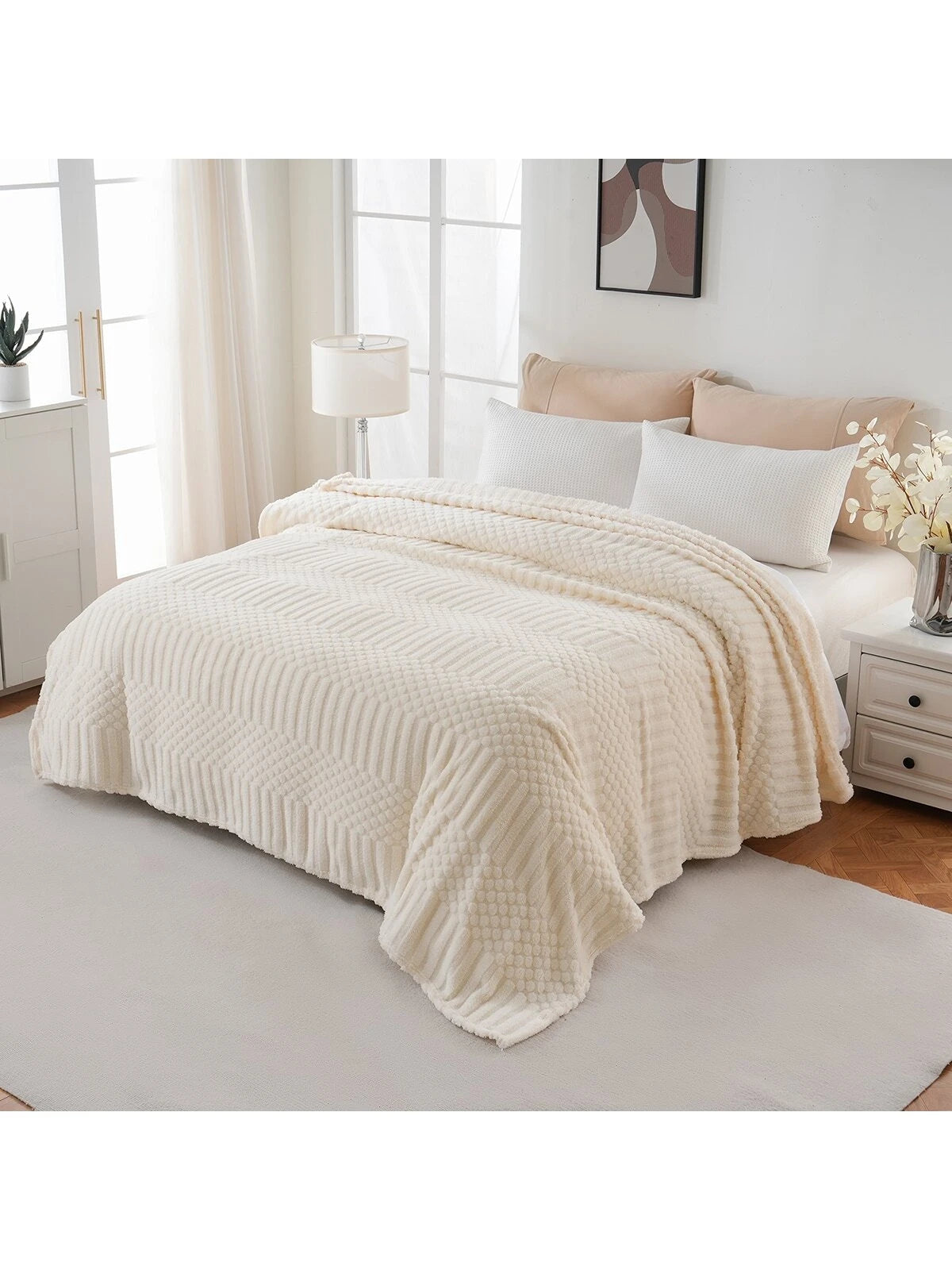 Throw Blanket for Couch-Soft White Boho Bed Throw Blanket,Fleece Cozy Blanket for Autumn,Cute White Fluffy Lightweight Blankets&Throws for Sofa,Chair,Home Decor,Woman,Man