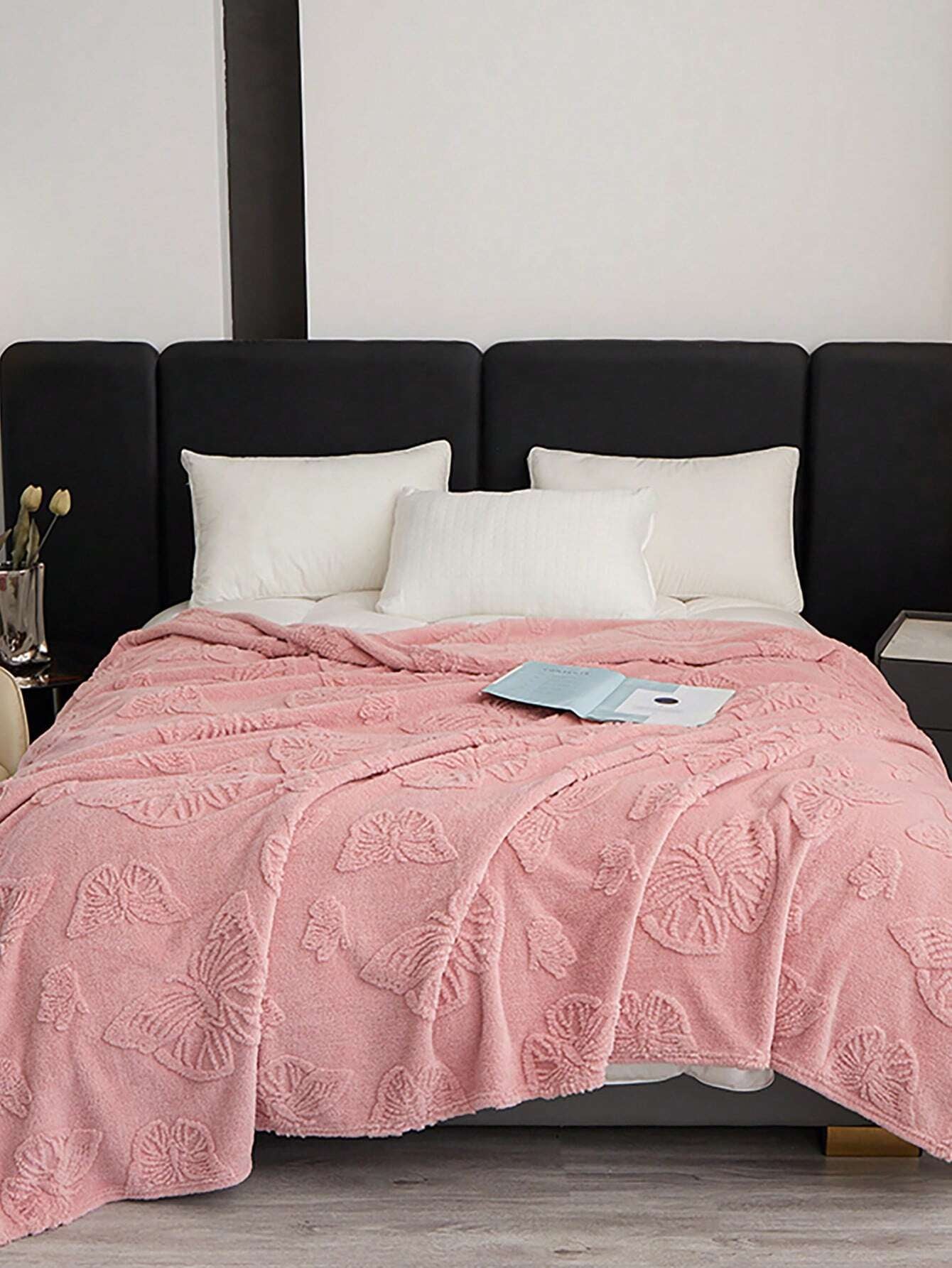1Pc Super Soft Taffeta Jacquard Solid Color Blanket, Modern Raised Pattern Solid Color Plush Throw Blanket Gift, Suitable for Living Room, Sofa, Bedroom, Machine Washable