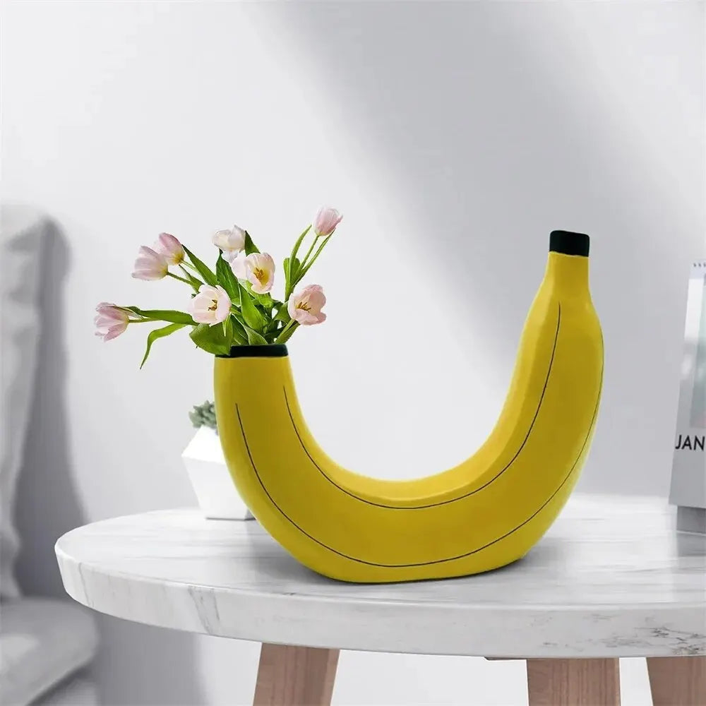 Banana Vase Resin Flower Vase Cute Banana Shape Tabletop Decorative Vase for Flowers Arrangement Living Room Bedroom Home Decor
