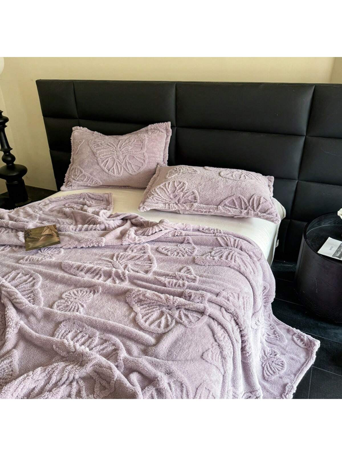 1Pc Super Soft Taffeta Jacquard Solid Color Blanket, Modern Raised Pattern Solid Color Plush Throw Blanket Gift, Suitable for Living Room, Sofa, Bedroom, Machine Washable