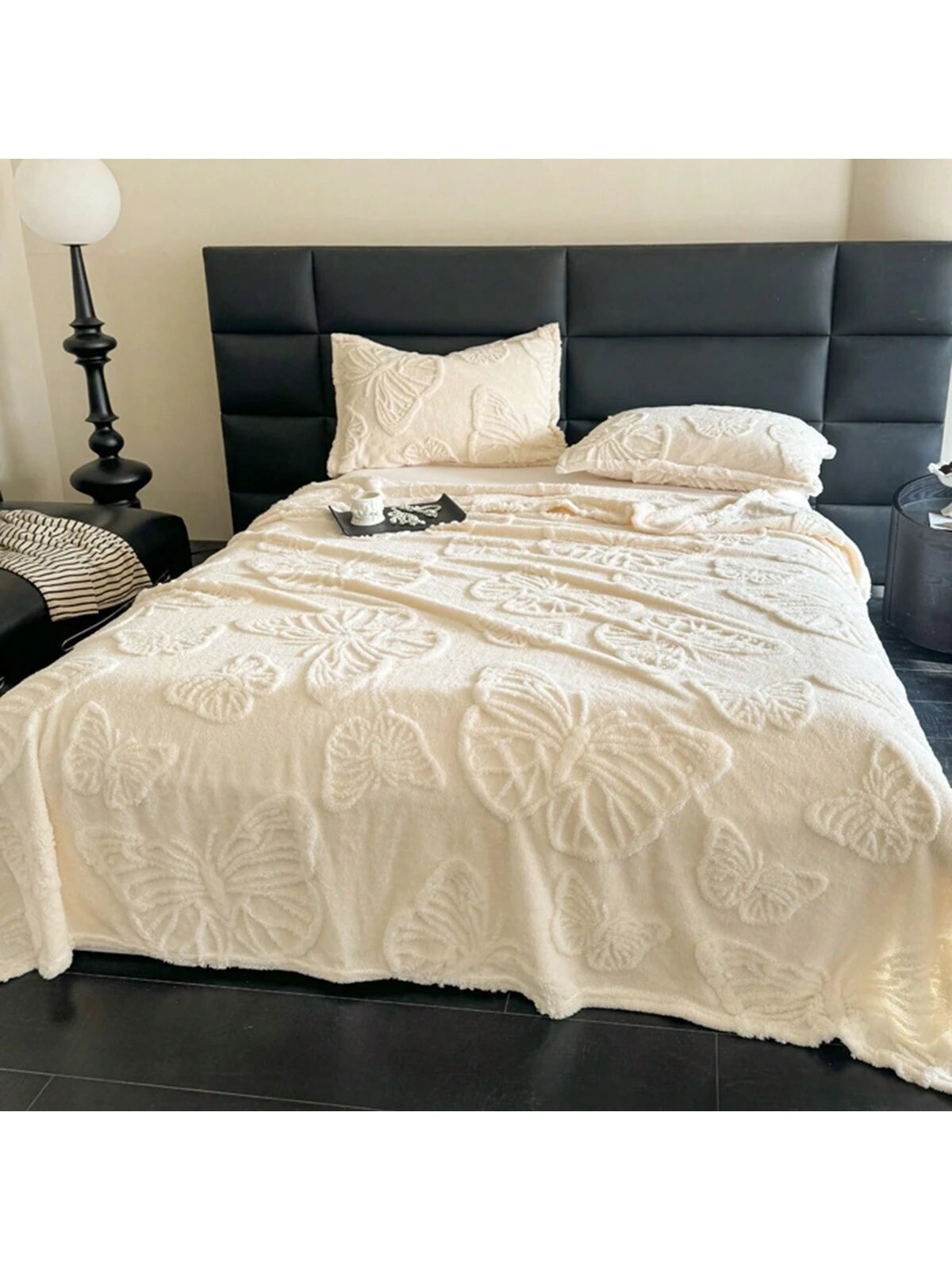 1Pc Super Soft Taffeta Jacquard Solid Color Blanket, Modern Raised Pattern Solid Color Plush Throw Blanket Gift, Suitable for Living Room, Sofa, Bedroom, Machine Washable