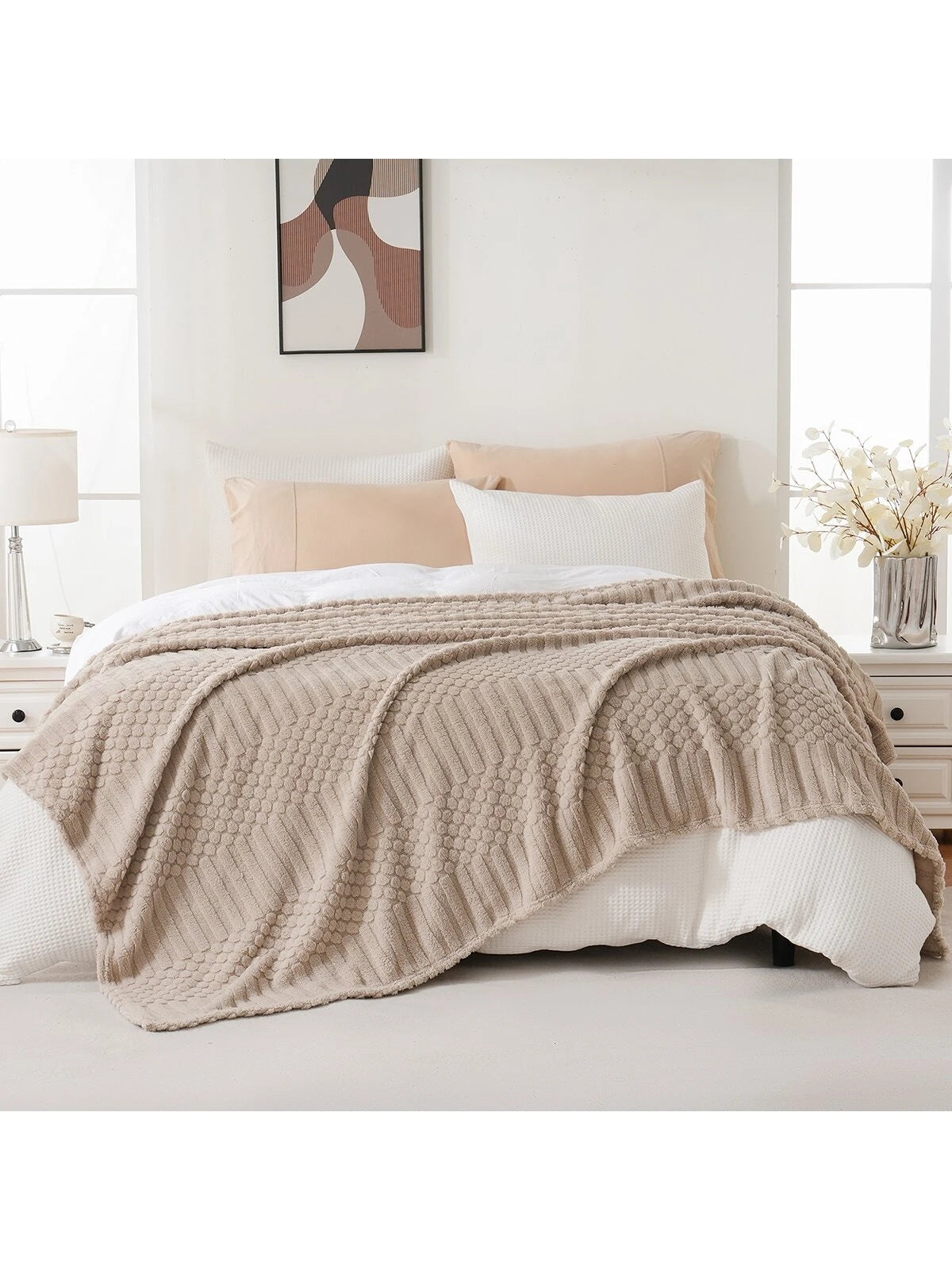 Throw Blanket for Couch-Soft White Boho Bed Throw Blanket,Fleece Cozy Blanket for Autumn,Cute White Fluffy Lightweight Blankets&Throws for Sofa,Chair,Home Decor,Woman,Man