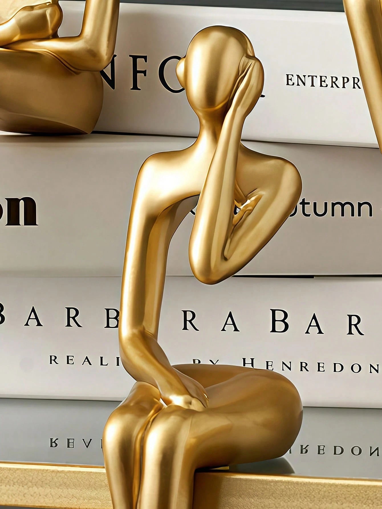 1/3Pcs Elegant Modern Abstract Gold Figurine Sculpture for Office Decor, Graduation Decorations, Bedroom Decor, Birthday Gifts, Room Decor, Teacher Gifts, Mother Day Gift