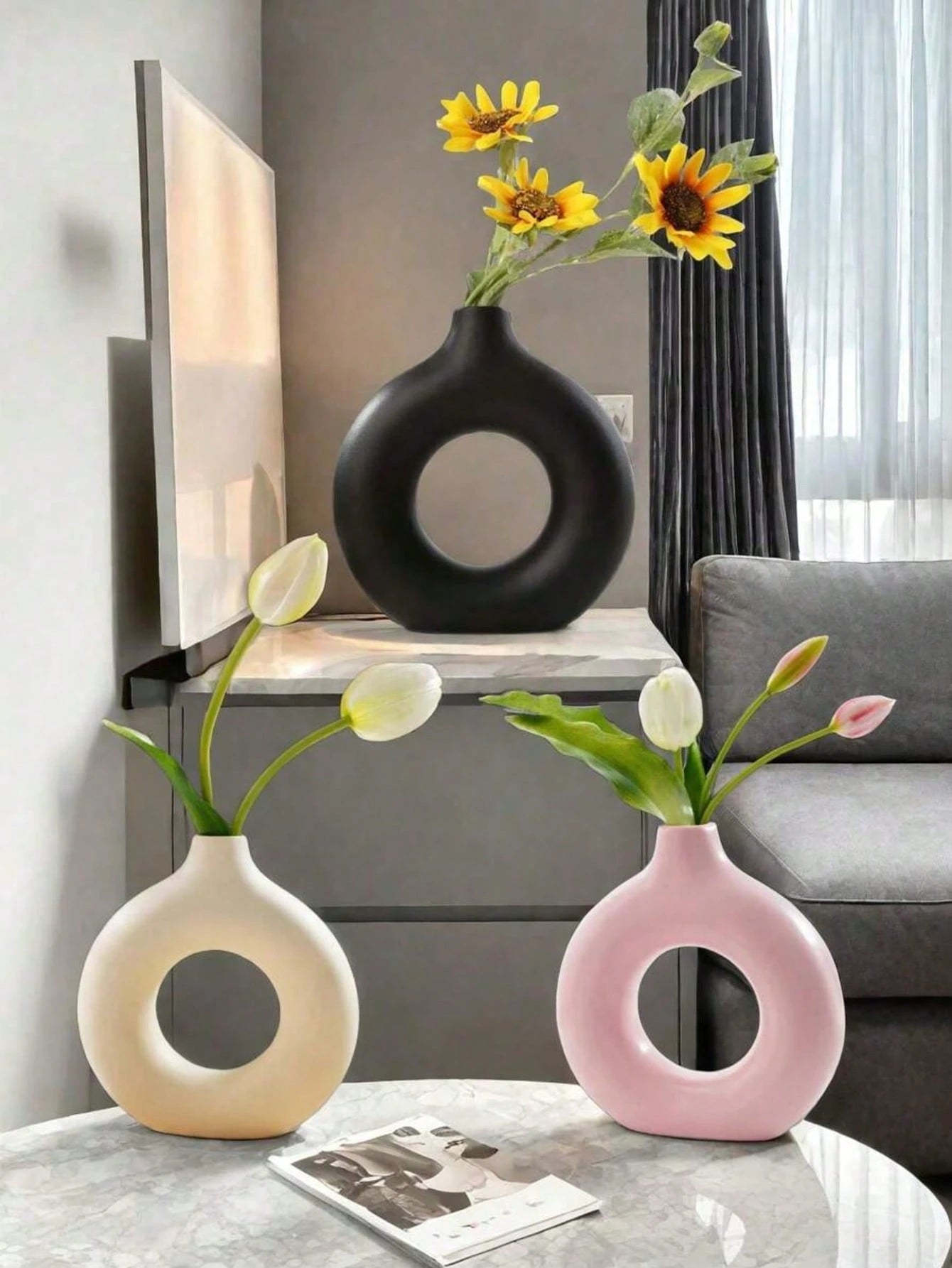 Doughnut-Shaped Vase - Perfect for Flowers, Coffee Tables, and Office Decorations - Ideal Small Flower Vase for Living Rooms, Bedrooms, and TV Stands - a Beautiful Birthday or Festival Gift