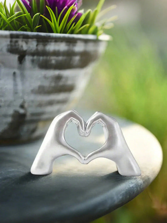 1Pc Resin Love Hands Statue Suitable for Office, Home, Birthday, Wedding, Anniversary, Romantic Desktop Decoration, Art Ornaments Crafts, Home Decor, Room Decor